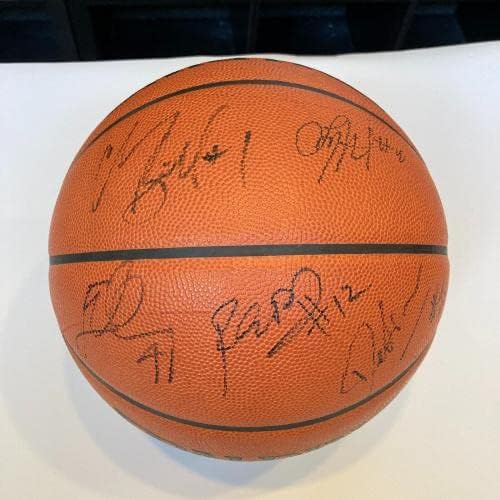 2004-05 Отбор Шампиони на НБА Детройт Пистънс Подписа Баскетболни топки NBA Игра, Издадени JSA - Баскетболни топки с автографи