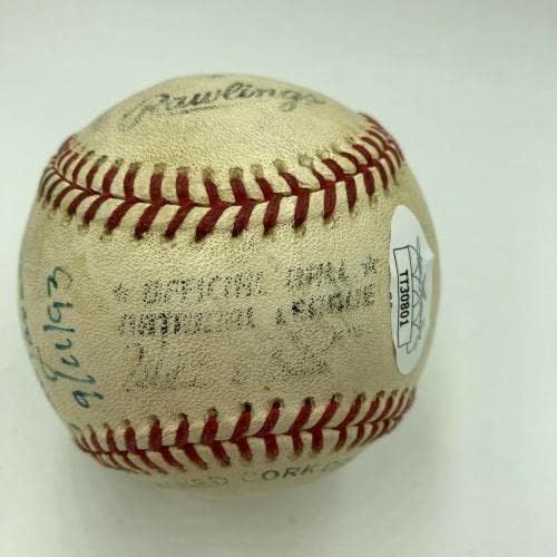 Томи Lasorda Подписа Използвана за игра на бейзбол и Снимка на Заседание на Националния химн JSA - MLB С Автограф Използвани бейзболни топки