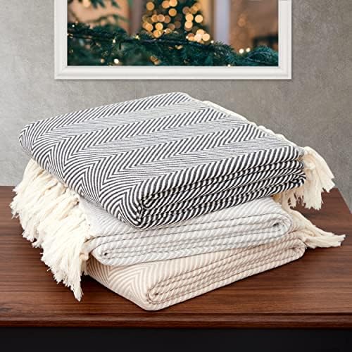 Домашен одеяло Mykonos за дивана - Вязаное одеало от чист турски памук с пискюли, Уютно, лесно, еко-приятелски, Меко Одеало за легло, Аутентичное Топло одеяло в стил Бохо 51x60 инча - Светло сив