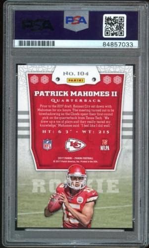 2017 Панини 104 Patrick Mahomes RC Новобранец На Картата на PSA / DNA Auto GEM MINT 10 - Футболни картички За начинаещи С Автограф